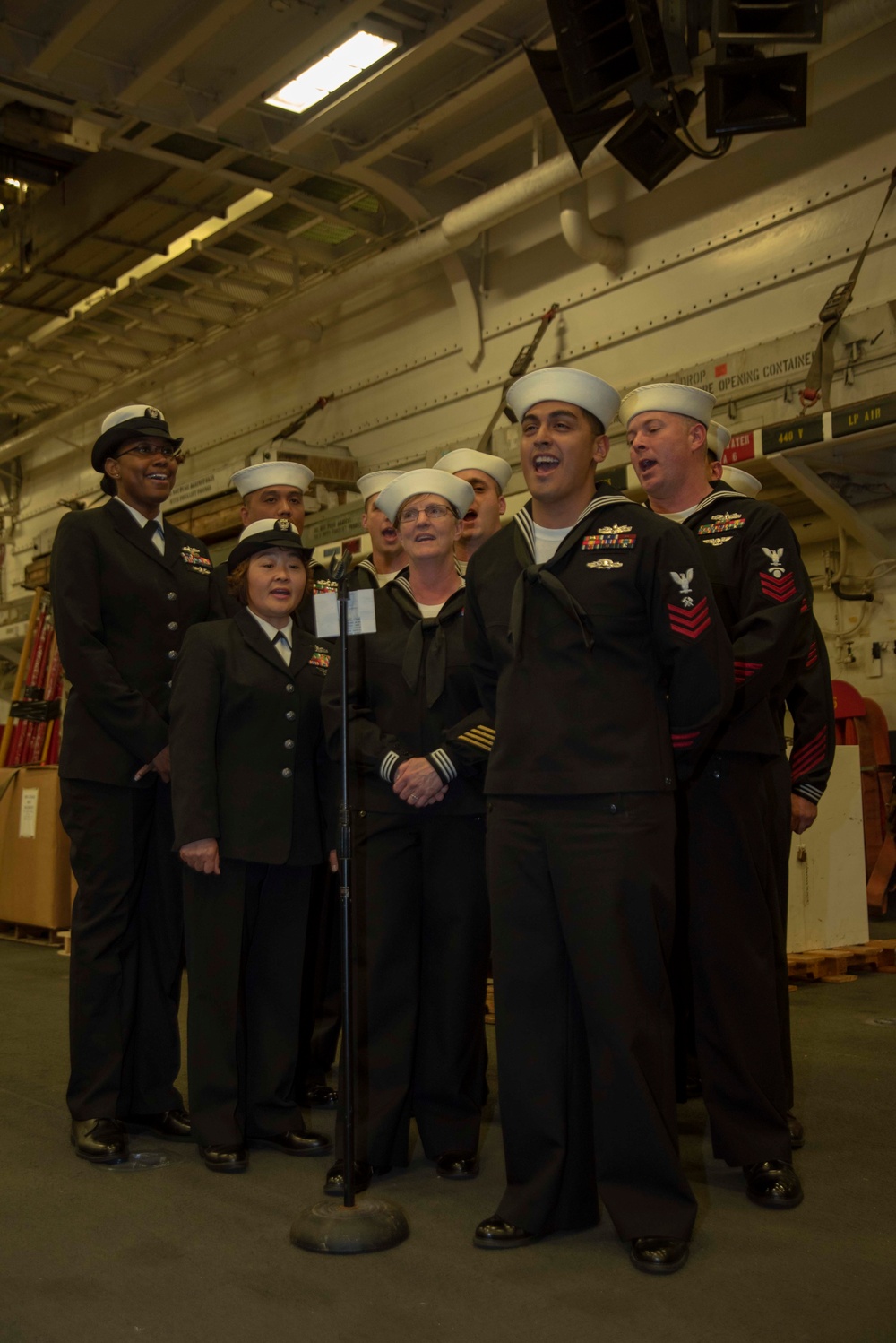 USS Bonhomme Richard Celebrates Navy Birhday Underway
