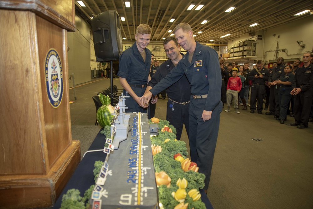 USS Bonhomme Richard Celebrates Navy Birhday Underway