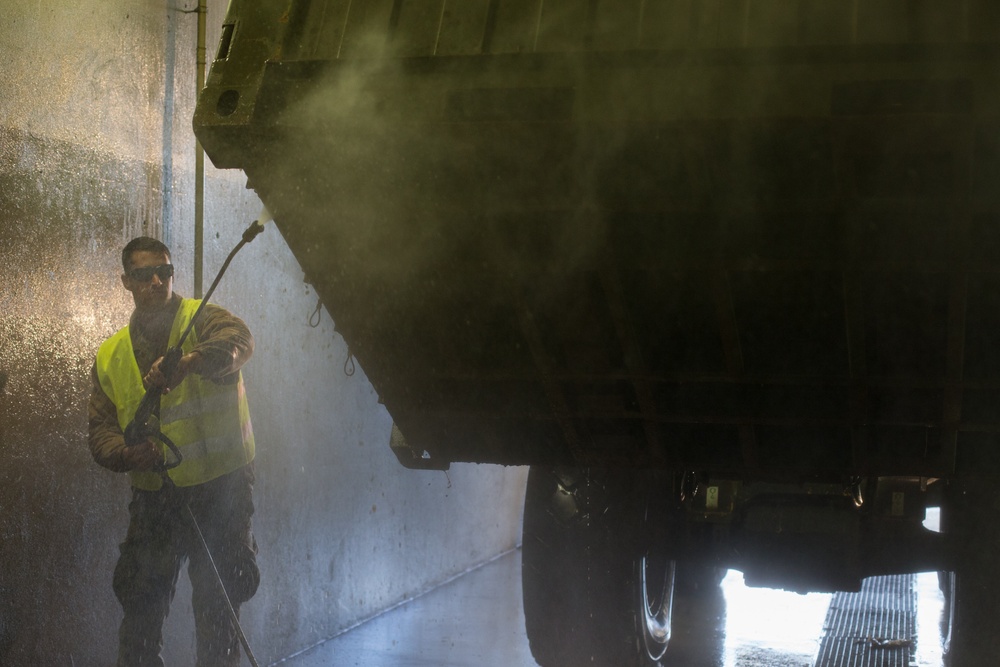 SeaBees off Load Gear