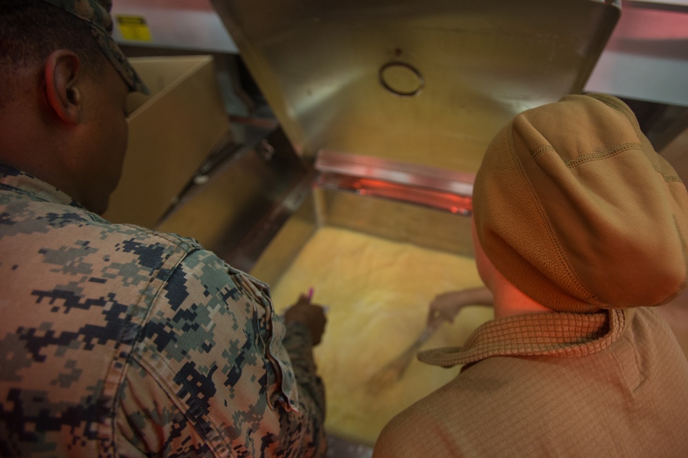 2nd MLG Marines Begin Cooking in Norway