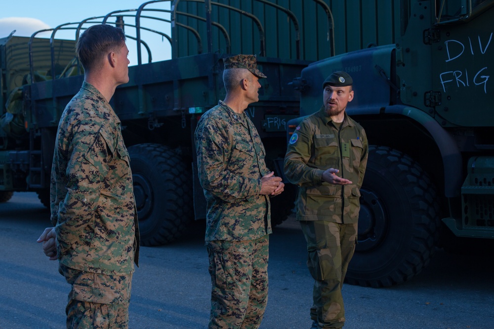 2nd MLG Chief of Staff Tours Troops in Norway