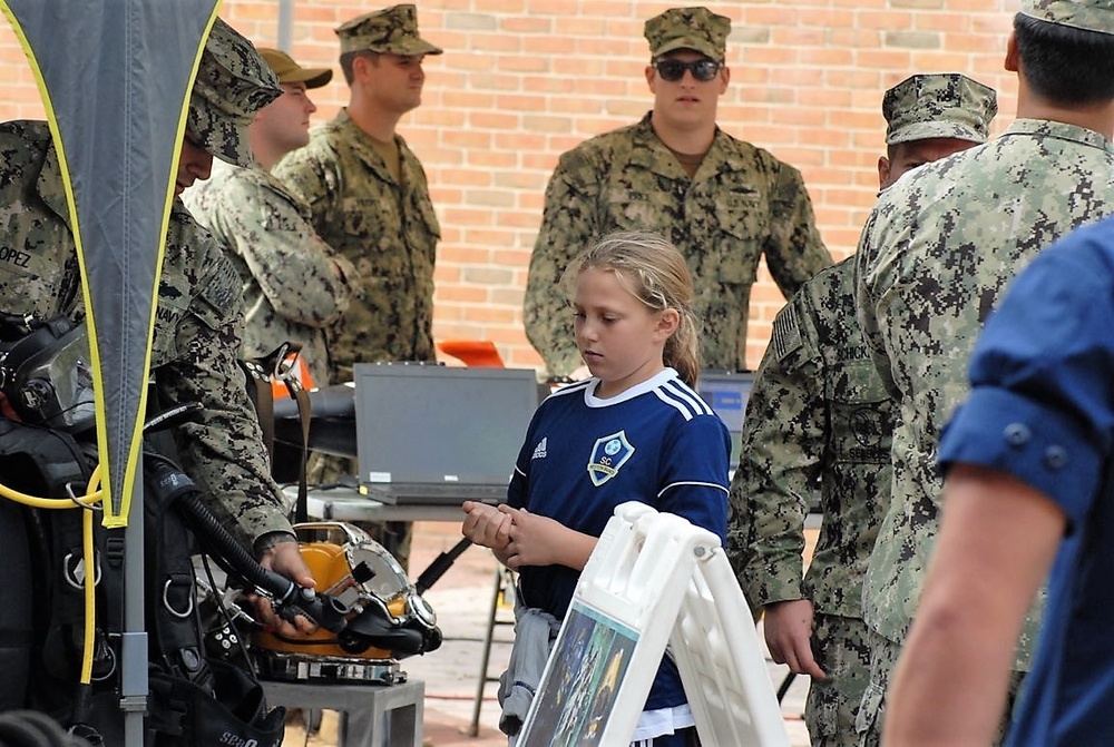 Military Appreciation Day event at Children's Museum of Virginia