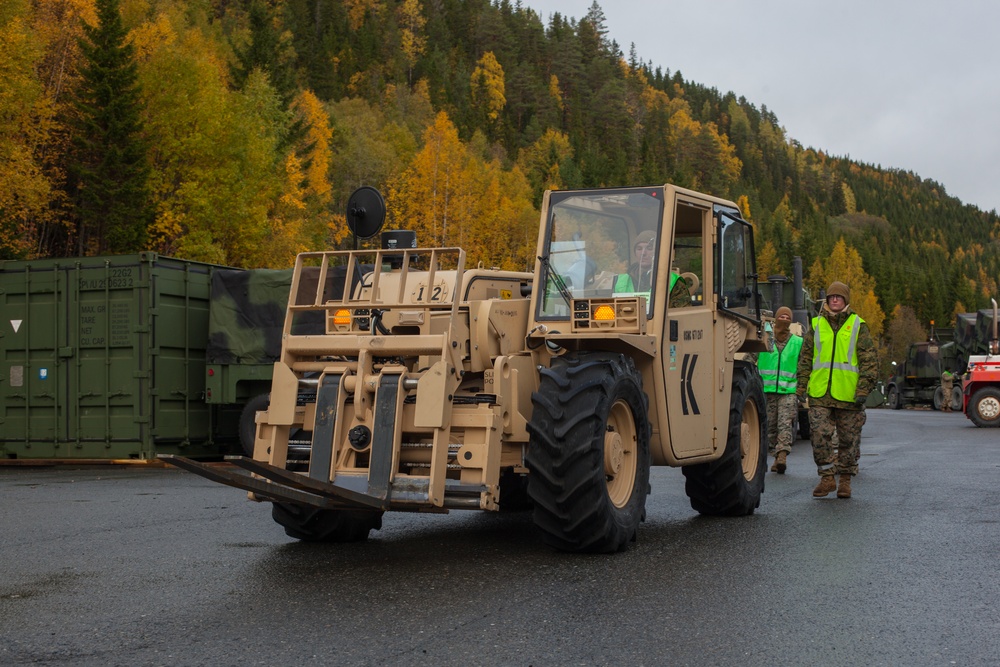 U.S. Marines and U.S. Soldiers Withdraw Marine Corps Prepositioning Program-Norway Equipment from Caves