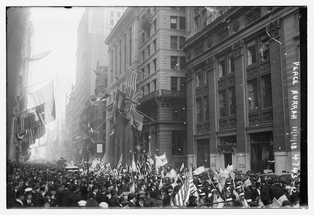 New York City celebrates the end of World War I