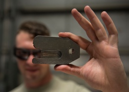 Airmen innovation saves Marines thousands