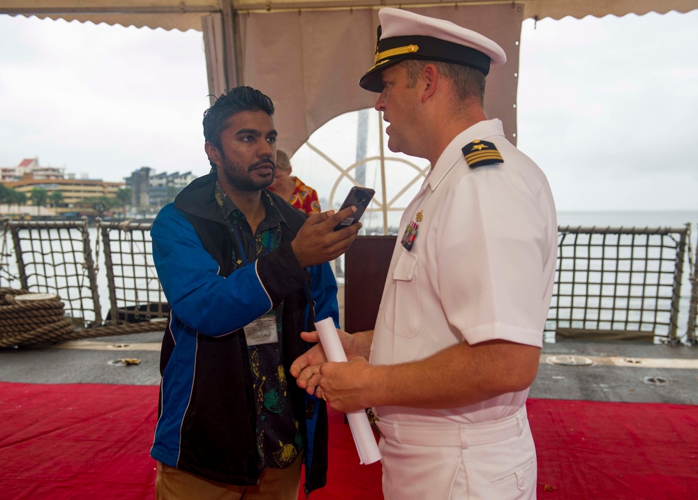 USS Shoup Visits Fiji