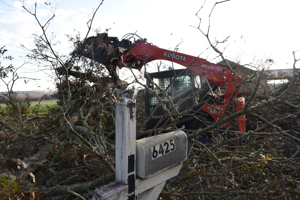 165th Airlift Wing conduct Hurricane Michael relief