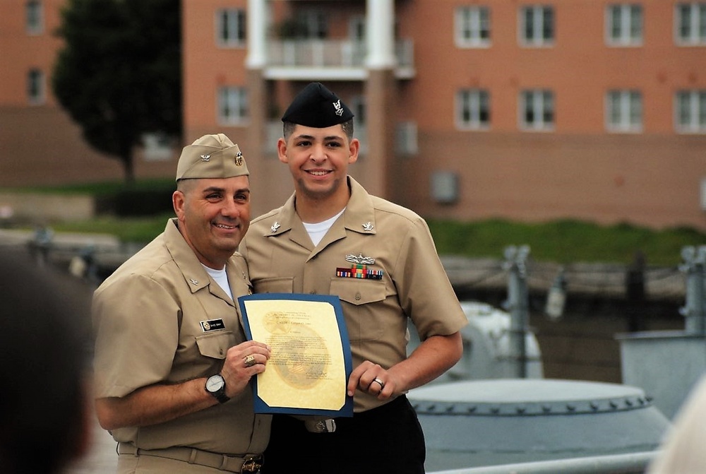 Naval Museum hosts a re-enlistment