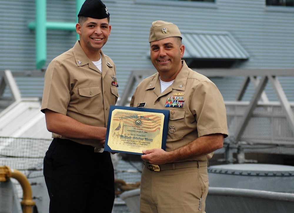 Naval Museum hosts a re-enlistment