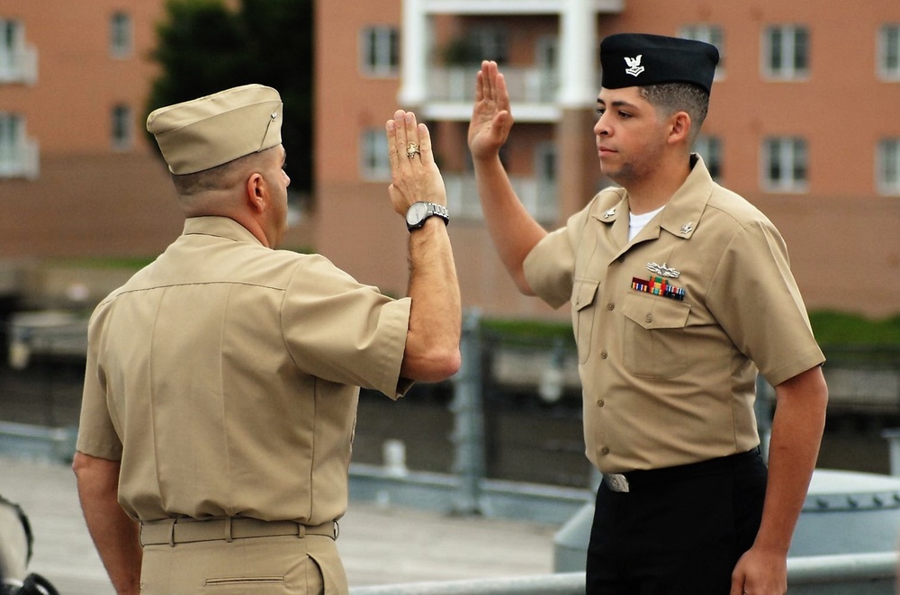 Naval Museum hosts a re-enlistment