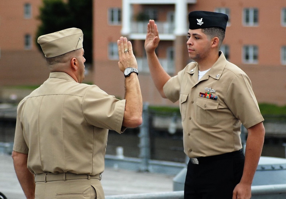 Naval Museum hosts a re-enlistment