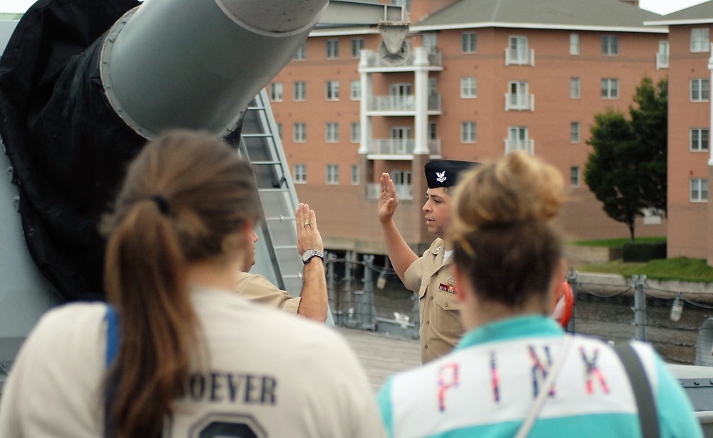 Naval Museum hosts a re-enlistment