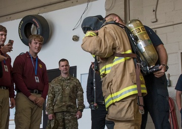 Local Students Tour 179th Airlift Wing