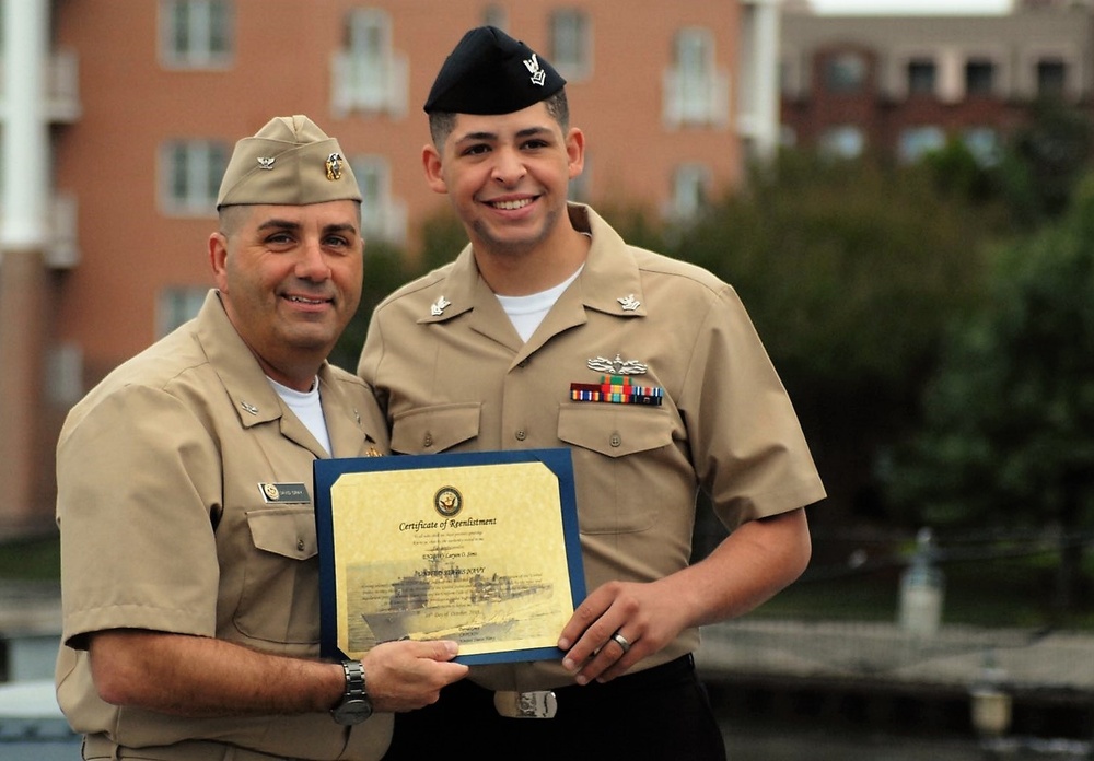 Naval Museum hosts a re-enlistment