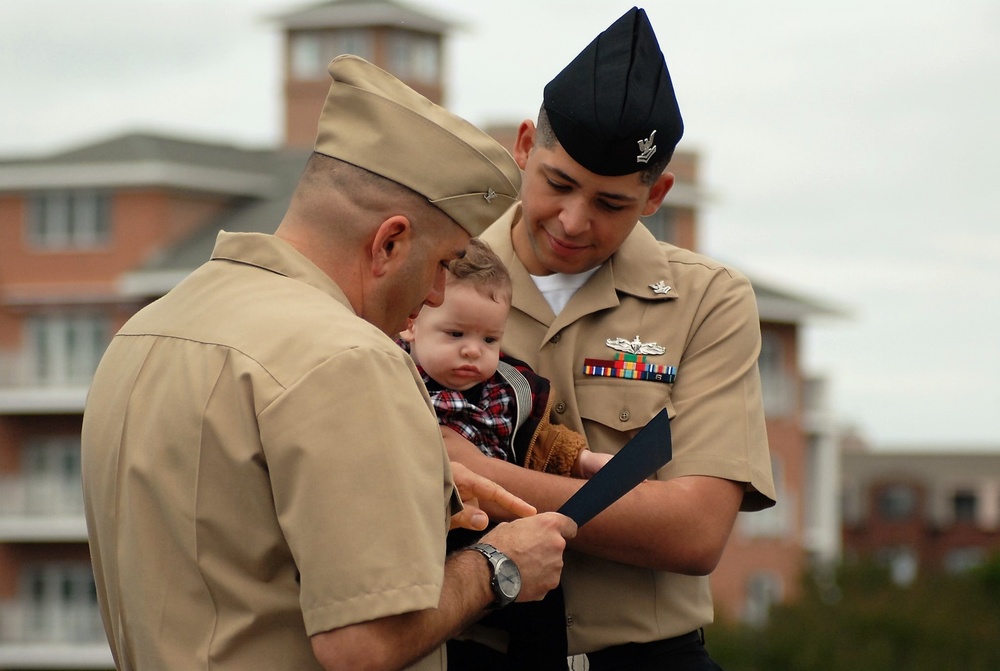 Naval Museum hosts a re-enlistment