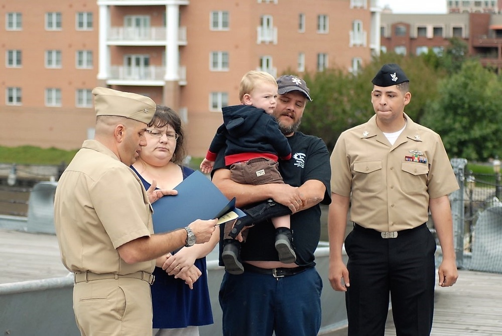 Naval Museum hosts a re-enlistment