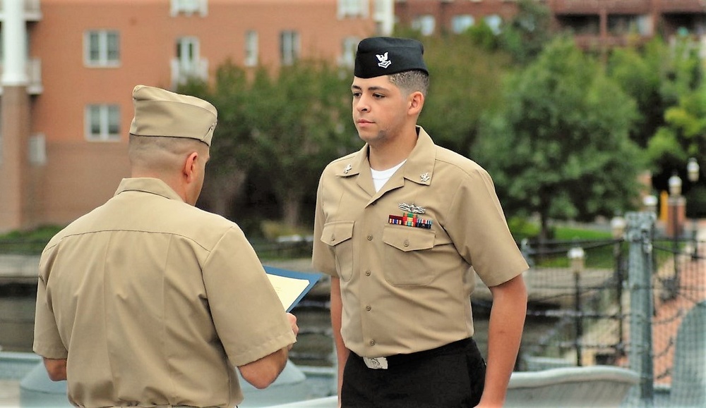 Naval Museum hosts a re-enlistment