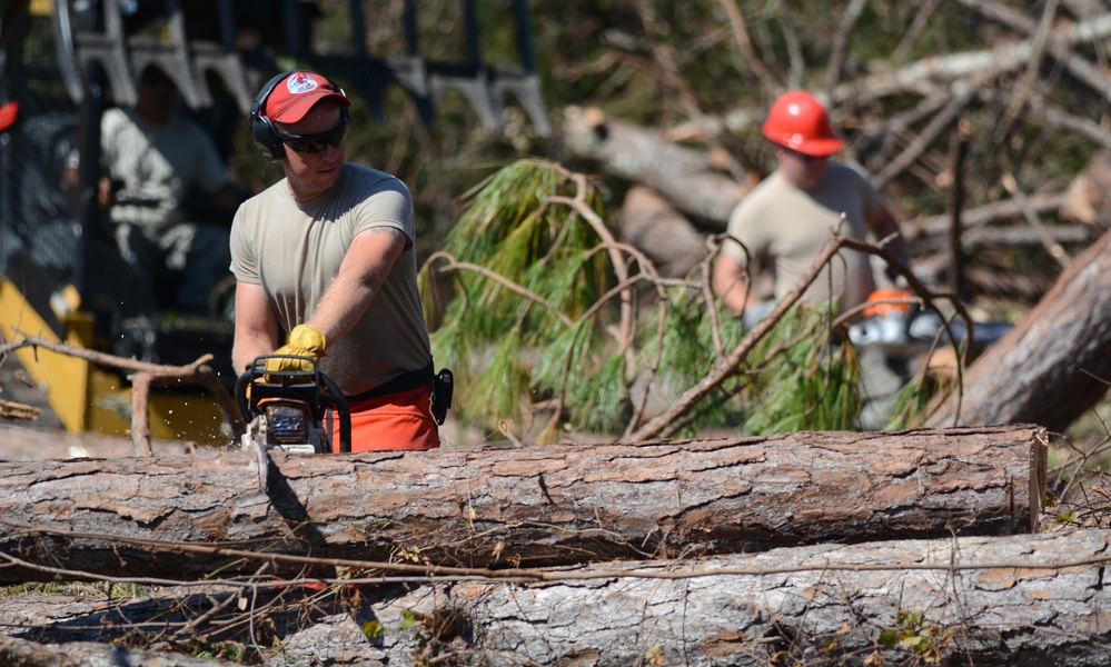 Air Guardsmen Reconnect Subdivisions in Panama City