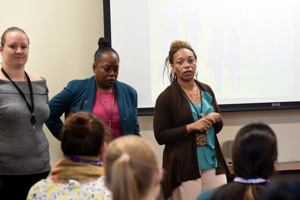 Chicago Army Reserve command partners with community resources to prevent suicides