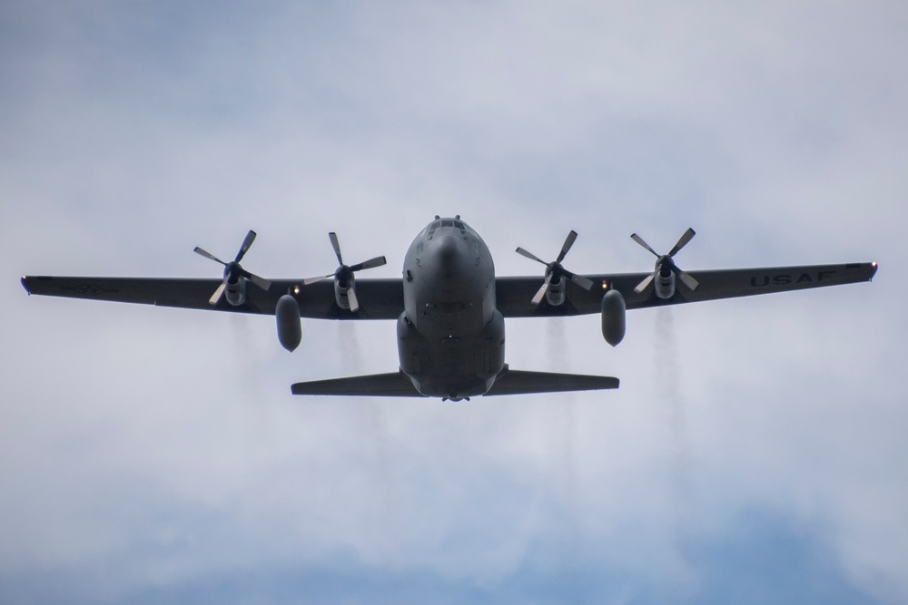 Col. David B. Johnson Celebrates Final Flight at 179th Airlift Wing