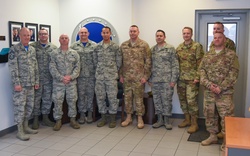 ACC chief visits Fort Worth Airmen [Image 1 of 2]