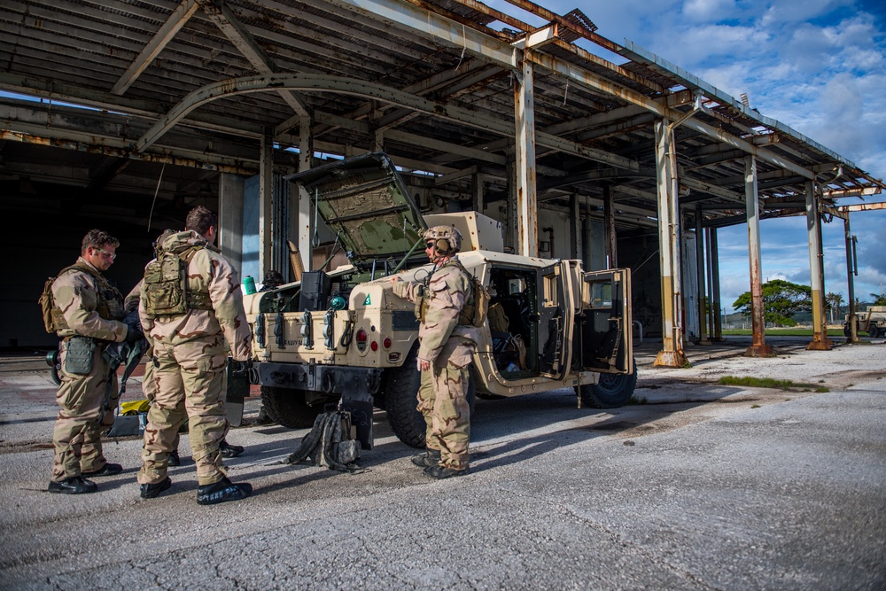 EODMU 5 Conducts Field Training Exercise