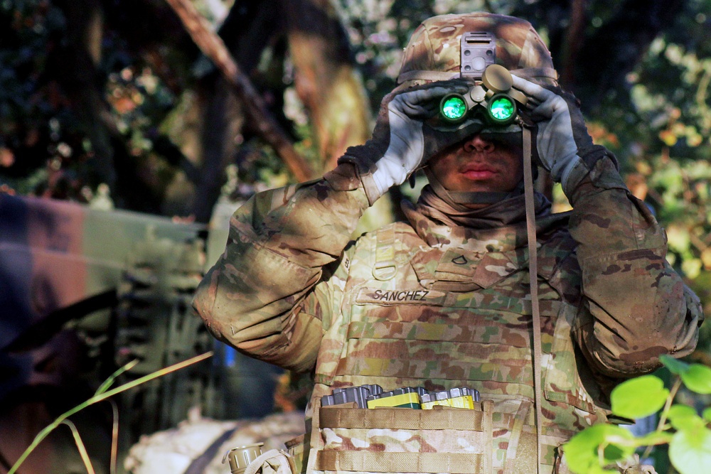 66th MI BDE HHC conducts company field training exercise