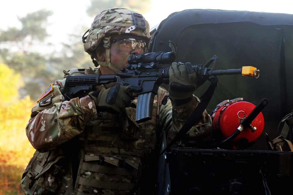 66th MI BDE HHC conducts company field training exercise