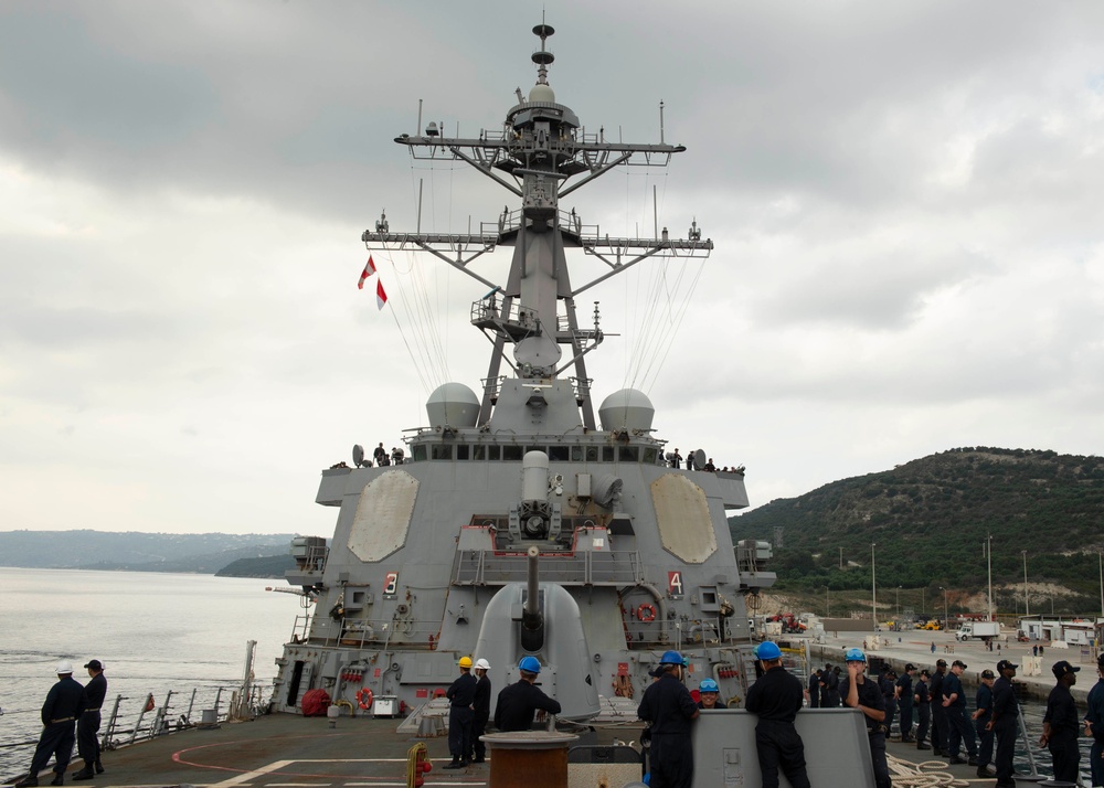 USS Arleigh Burke (DDG 51)