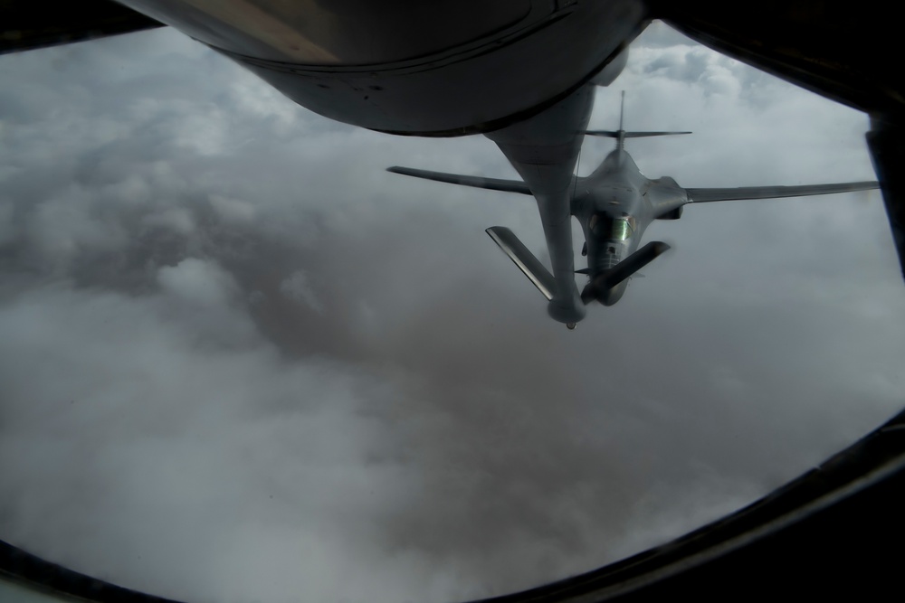 B-1B Lancer Aerial Refuel