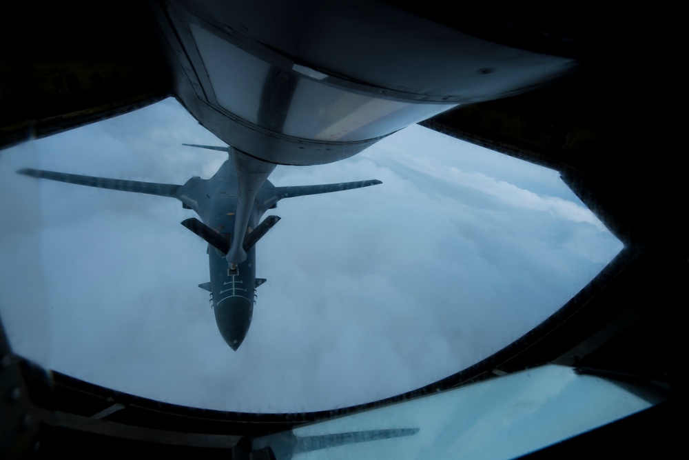 B-1B Lancer Aerial Refuel