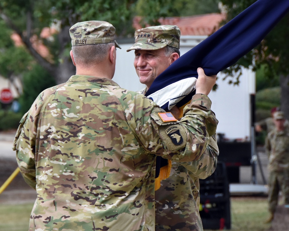 Abrams relinquishes command of FORSCOM