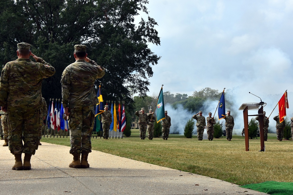 Abrams relinquishes command of FORSCOM