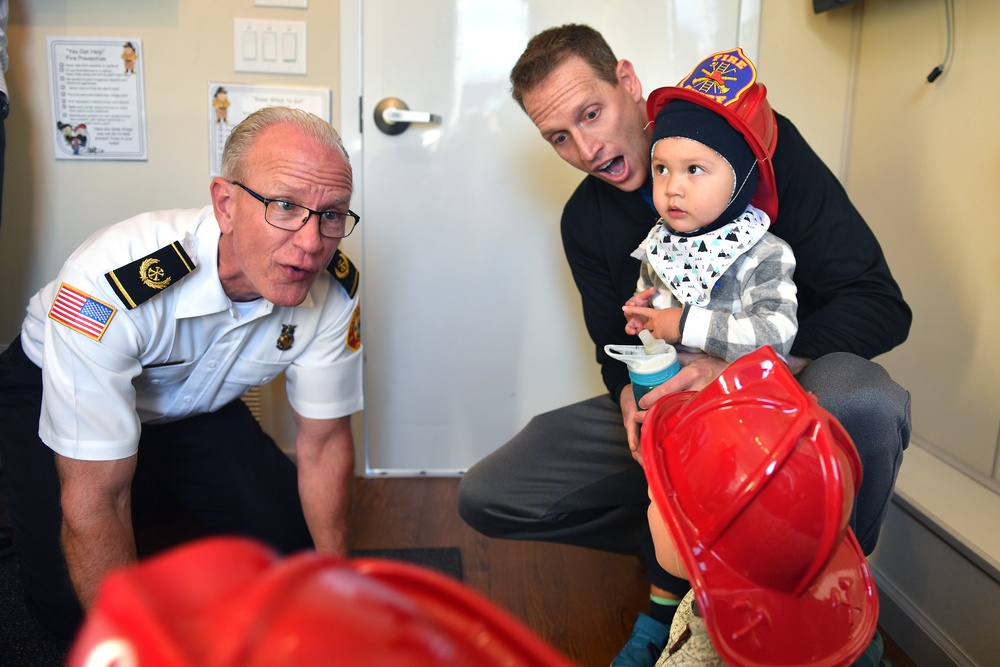 Schriever FD teach children fire safety