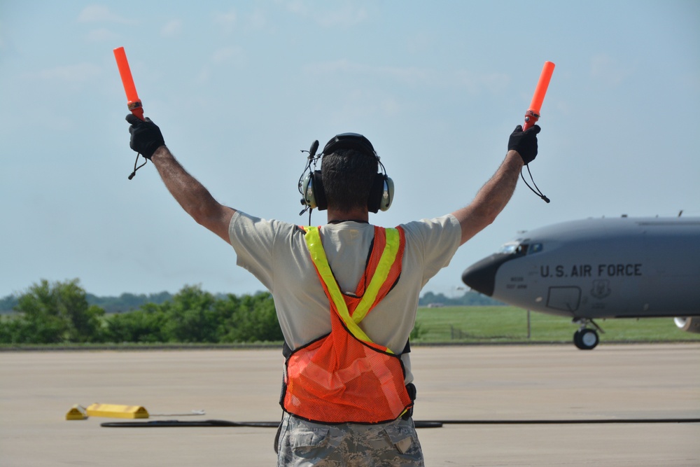 507th ARW commander takes final flight with wing