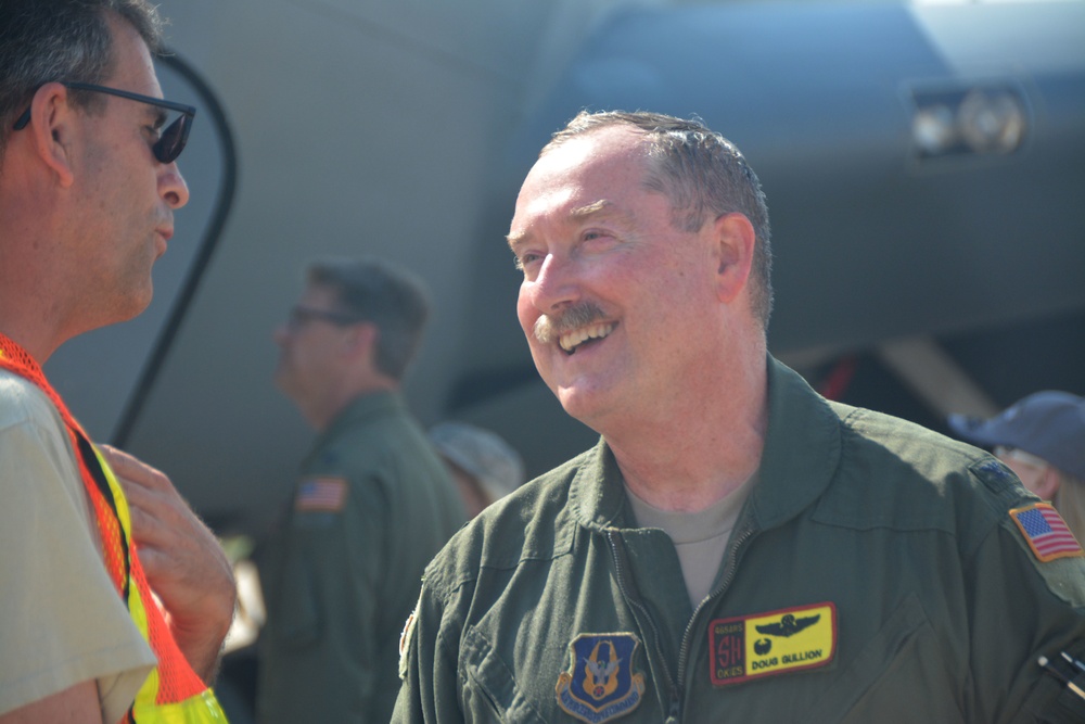507th ARW commander takes final flight with wing