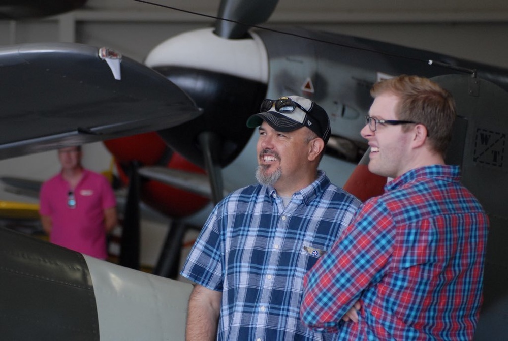 Naval Museum's volunteers descend on aviation museum