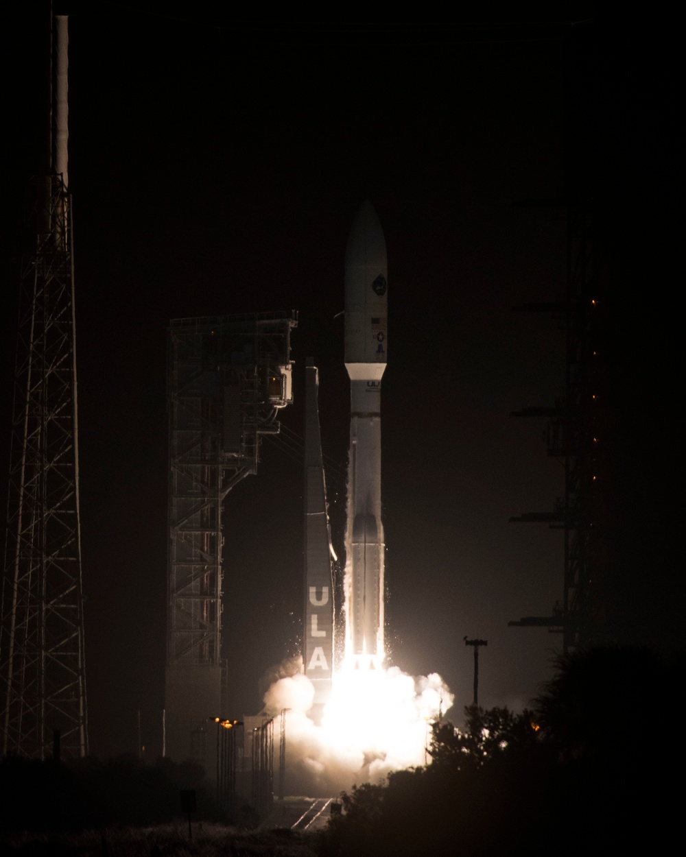 Atlas V AEHF-4 rocket successfully launches from Cape Canaveral Air Force Station