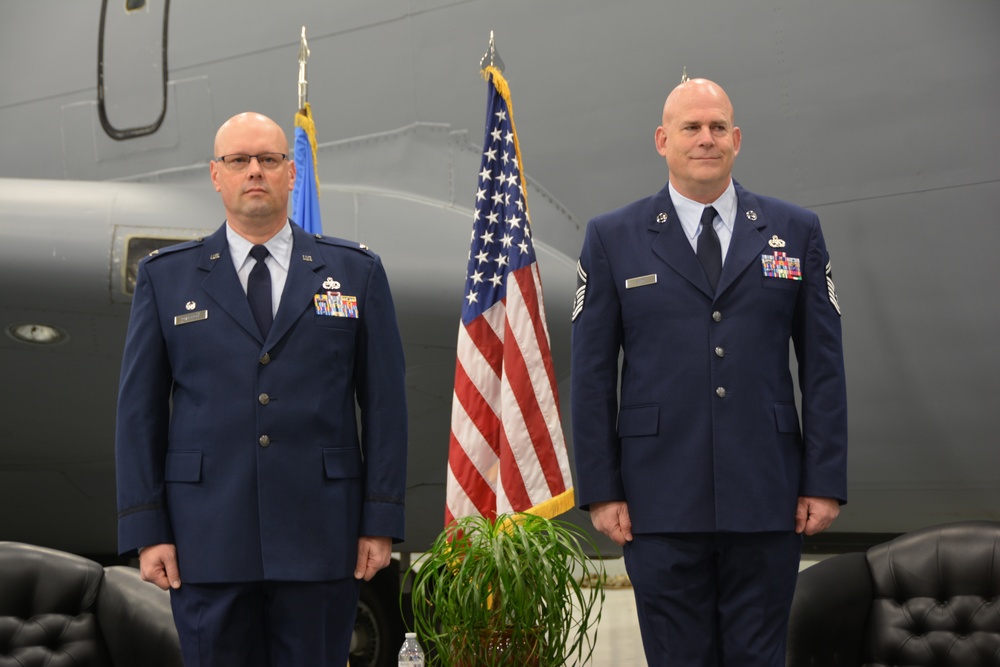 Airman retires after 33 years