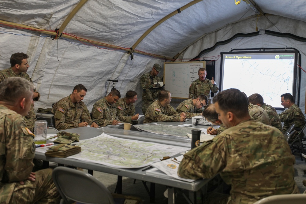 Leaders conduct mission analysis for Dragoon Ready