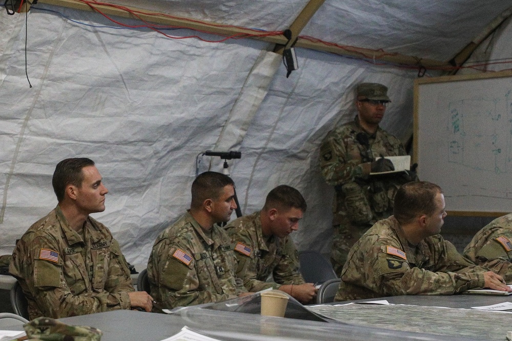 Leaders conduct mission analysis for Dragoon Ready