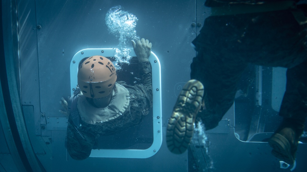 11th MEU Underwater Egress Training