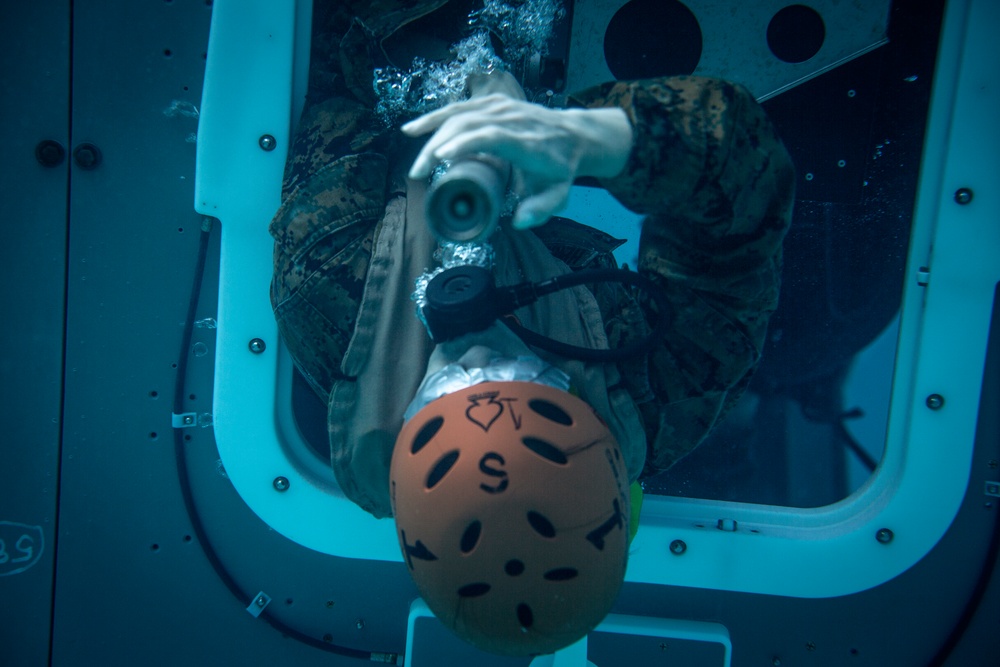 11th MEU Underwater Egress Training