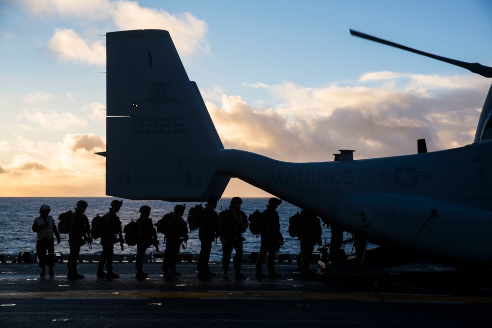 24th MEU conducts Icelandic air assault rehearsal