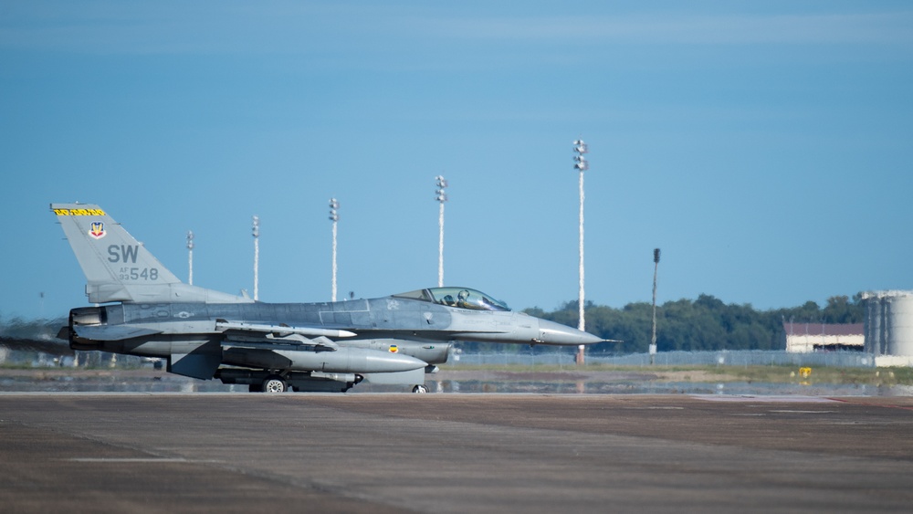 Aircraft that evacuated Hurricane Michael depart Barksdale
