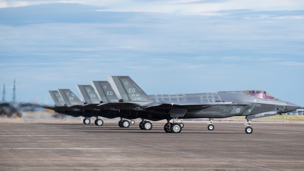 Aircraft that evacuated Hurricane Michael depart Barksdale