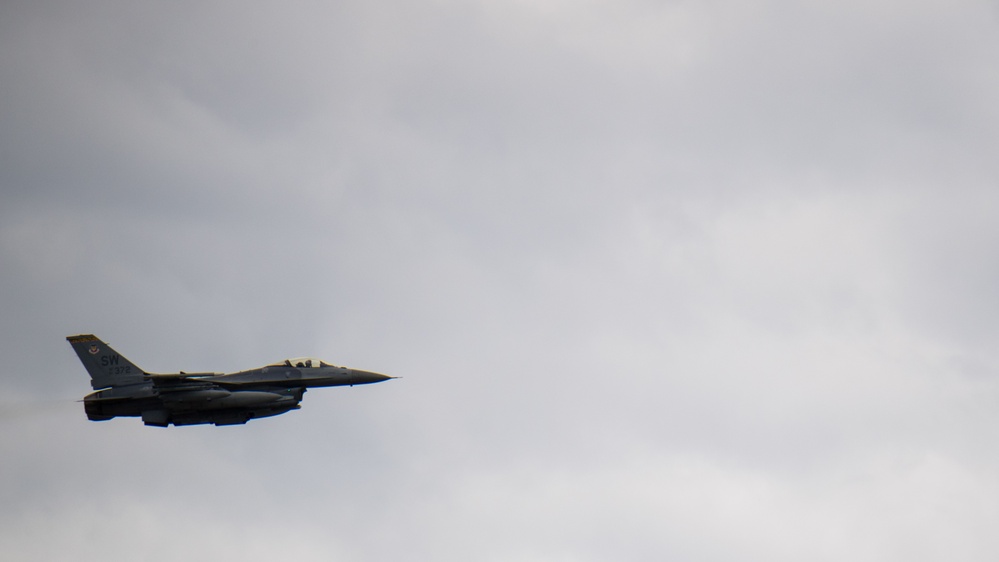 Aircraft that evacuated Hurricane Michael depart Barksdale