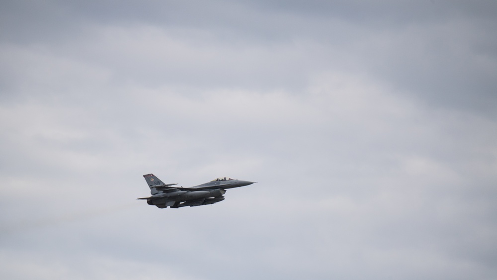 Aircraft that evacuated Hurricane Michael depart Barksdale