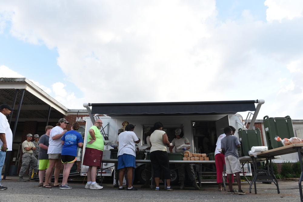 Georgia Air Guard feeds community after Hurricane Michael