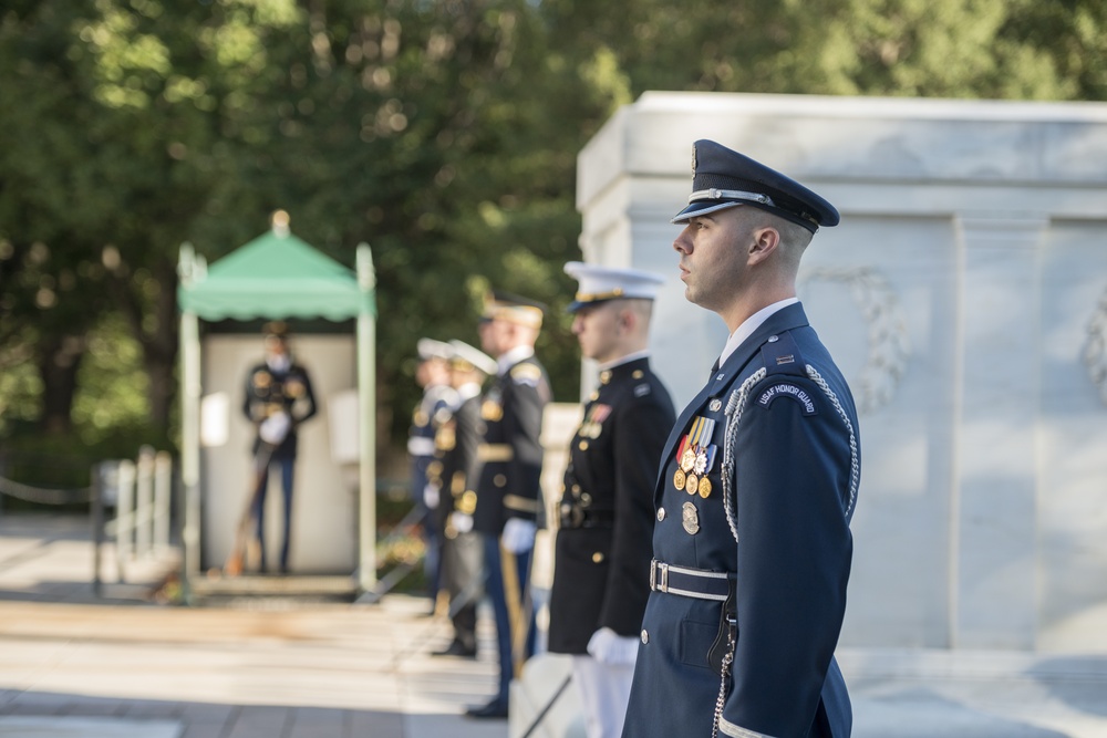 Spanish Chief of Defence Gen. Fernando Alejandre Participates in an Armed Forces Wreath-Laying Ceremony at the Tomb of the Unknown Soldier